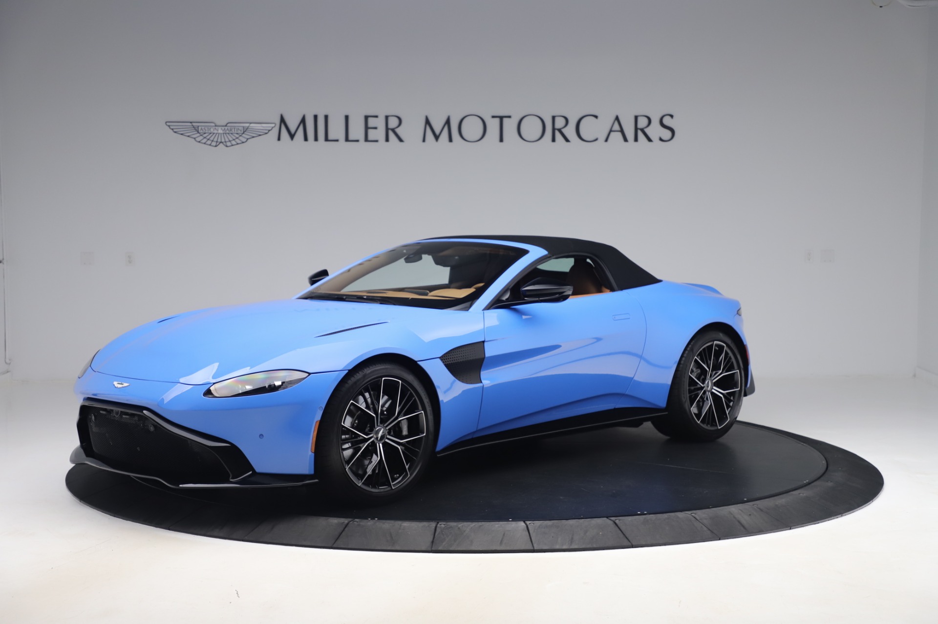 New 2021 Aston Martin Vantage Roadster For Sale (Special Pricing