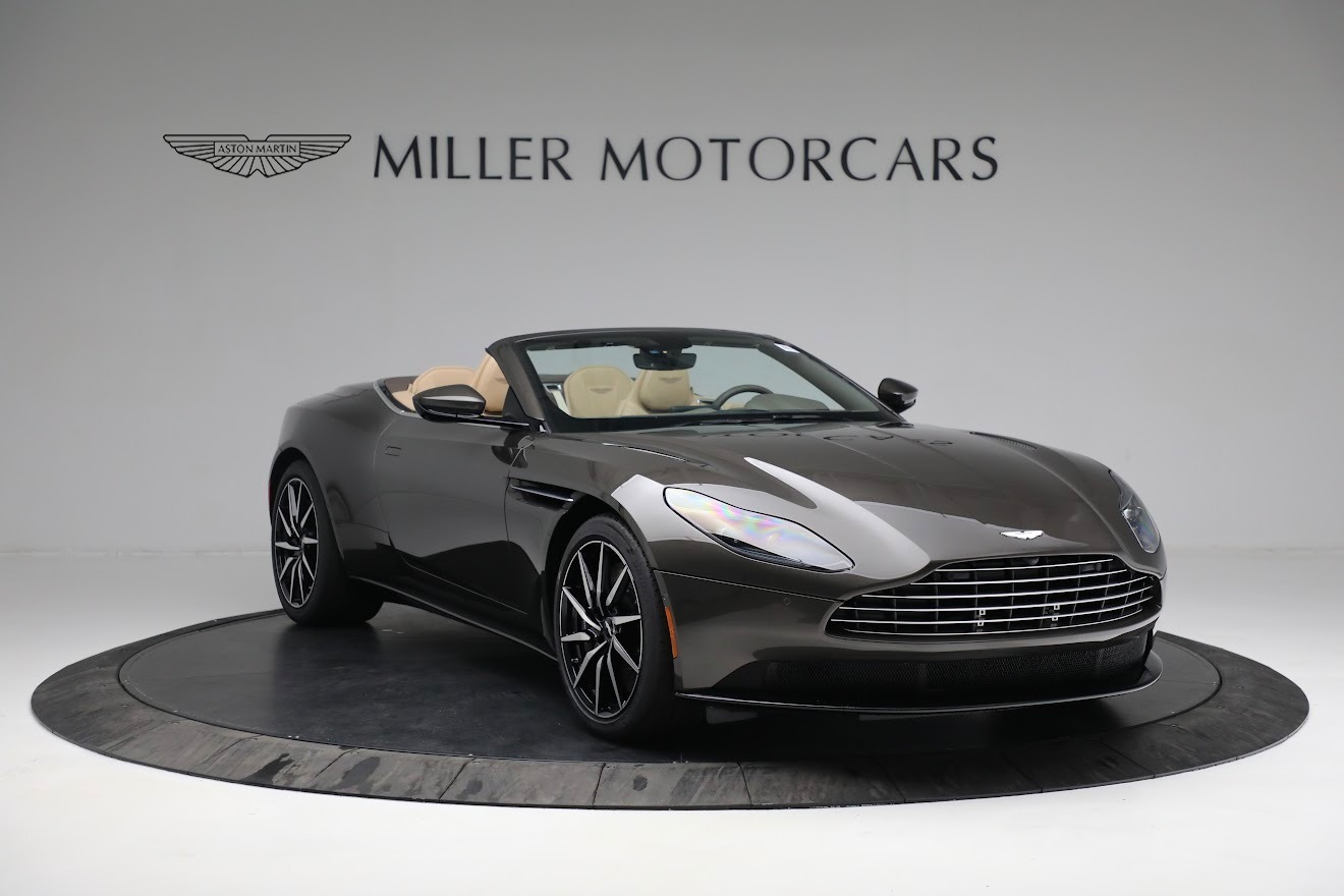 2022 aston martin db9 black